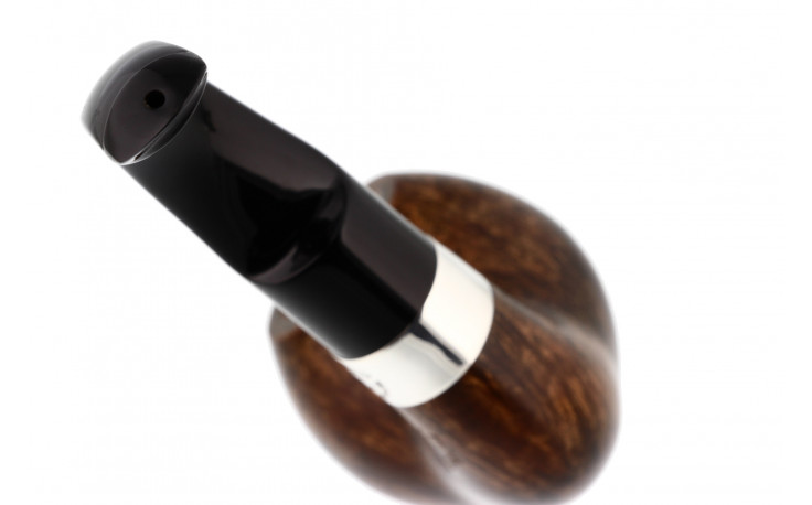 Peterson Sherlock Holmes Lestrade pipe