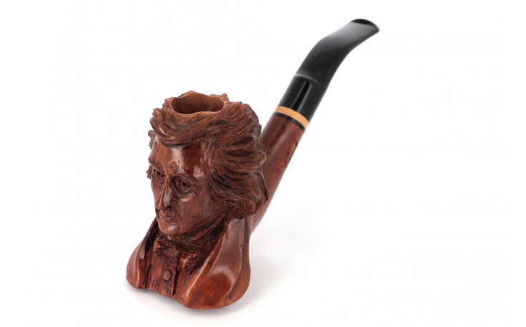 Frederic Chopin sculpted pipe