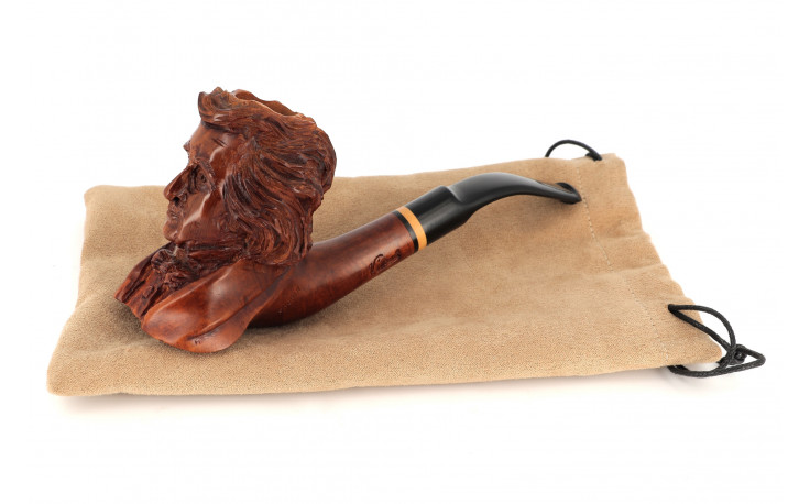 Frederic Chopin sculpted pipe