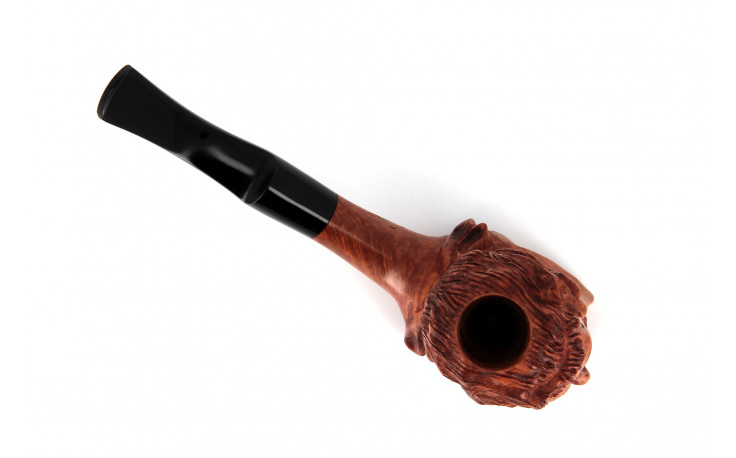 Mozart sculpted pipe