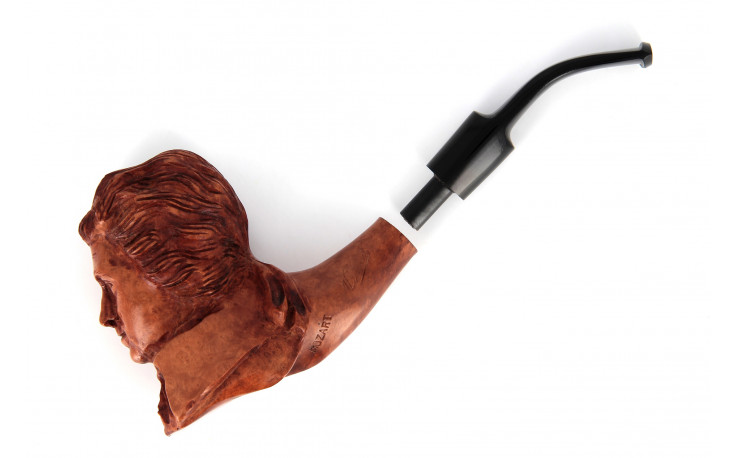 Mozart sculpted pipe