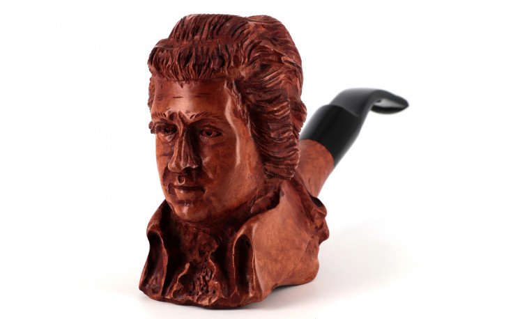 Mozart sculpted pipe