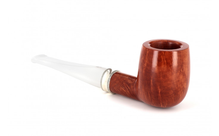 Savinelli 2023 pipe (nacre-white stem)