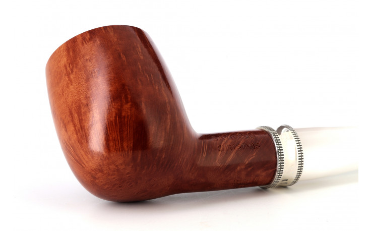 Savinelli 2023 pipe (nacre-white stem)