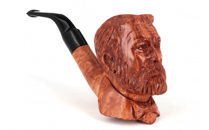 Jules Verne sculpted pipe