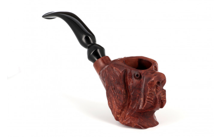 Dog (dog breed) sculpted pipe