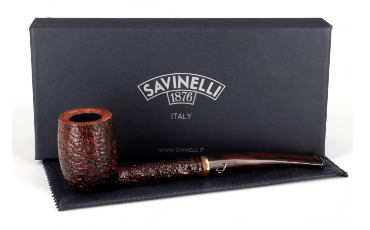 Savinelli Bing's Favorite sandblasted briar pipe