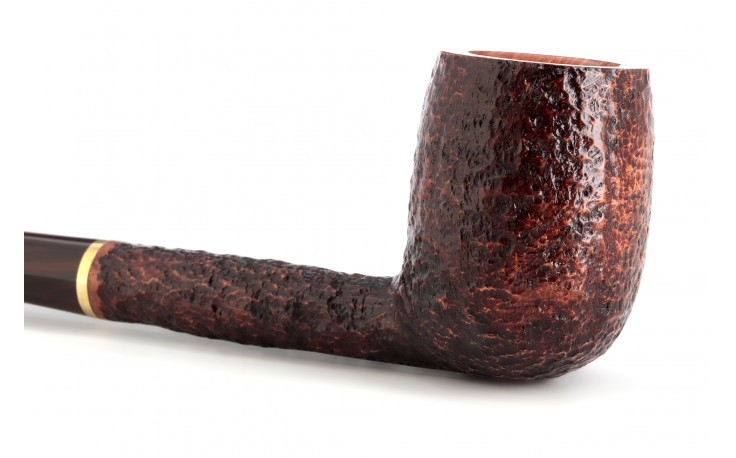 Savinelli Bing's Favorite sandblasted briar pipe