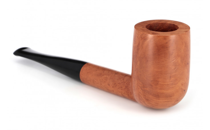 Eole high bowl pipe by Pierre Voisin