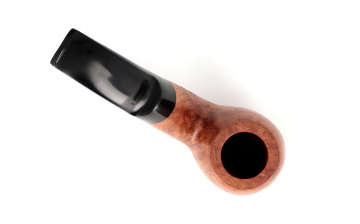 Eole bent briar pipe by Pierre Voisin