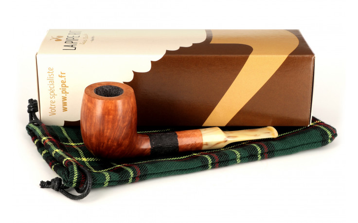 Rostiak Lovat Galalithe pipe