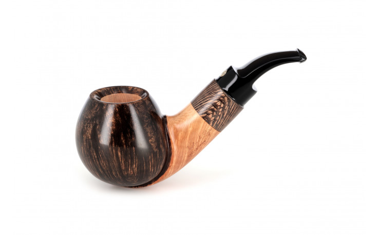 Mastro de Paja Unica Brucianaso Gigante pipe (bent apple)