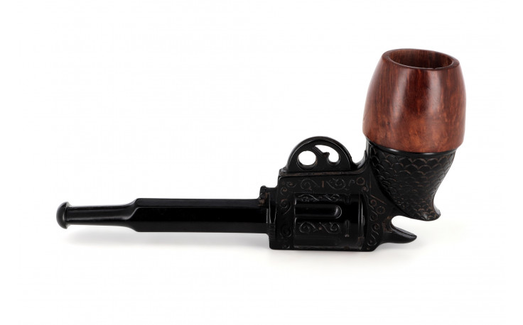 Gun pipe with a rounded bowl