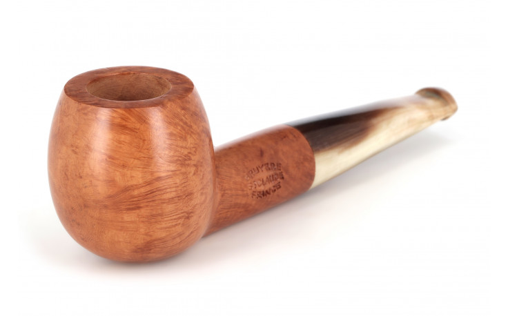 Short Apple pipe with a horn stem