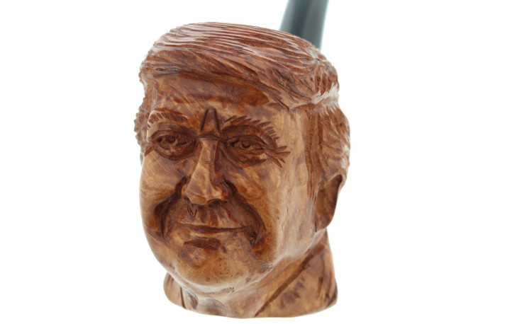 Donald Trump sculpted pipe