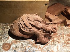 Briar pipe sculpted with a Dragon head